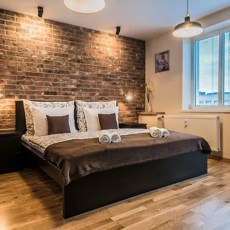 Amos Apartment - Private Parking Included Kosice Exterior photo