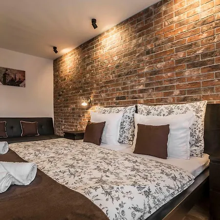 Amos Apartment - Private Parking Included Kosice Exterior photo
