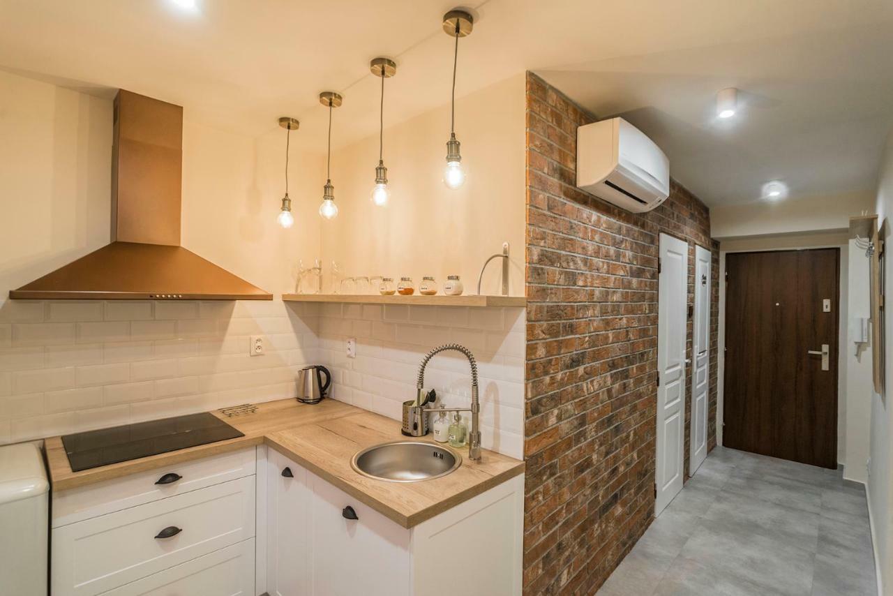 Apartment Amos - Private Parking Included *