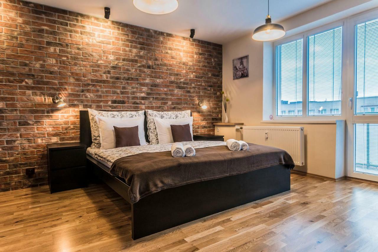 Apartment Amos - Private Parking Included Kosice